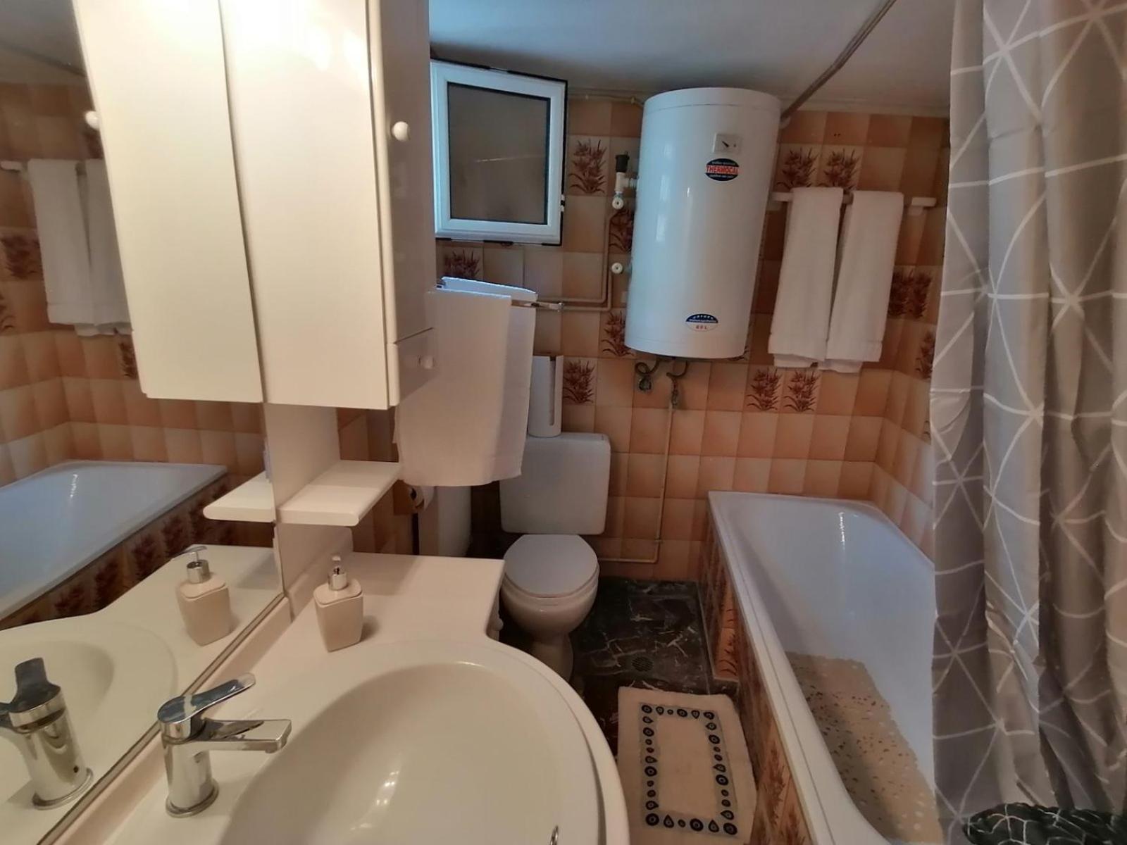 Giannis And Aristi'S House Apartment Kavala Exterior photo